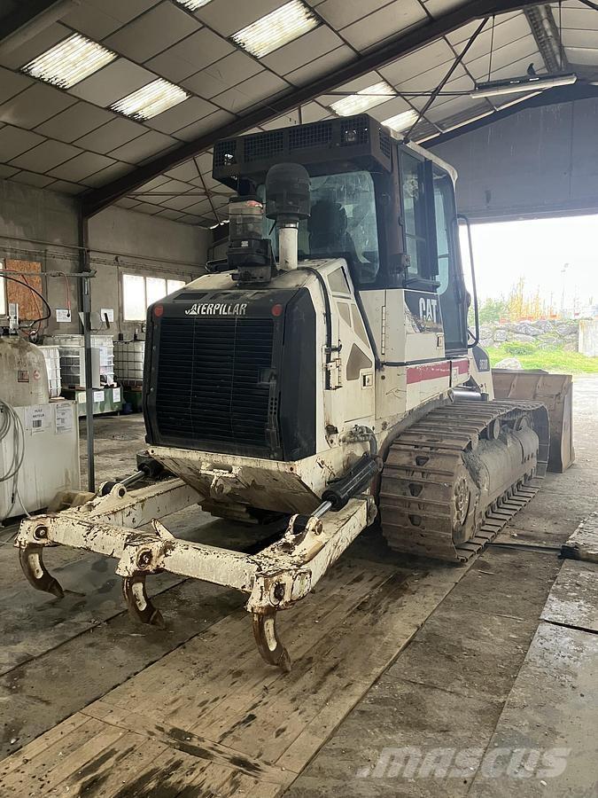 CAT 963D Utovarivači gusjeničari