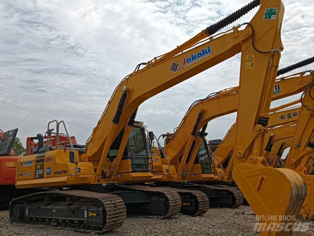 Komatsu PC 210-8 Bageri gusjeničari