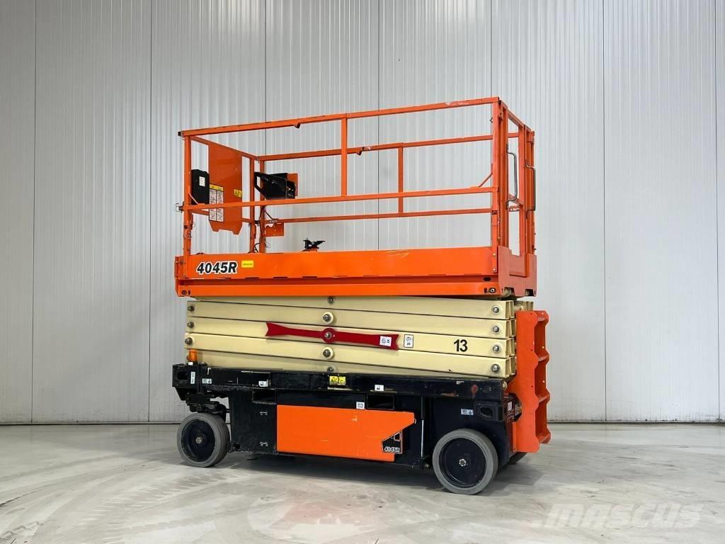JLG 4045R Škaraste platforme