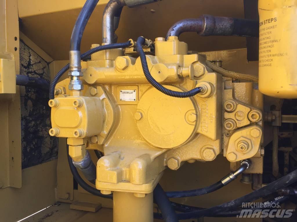 CAT 320 D Bageri gusjeničari