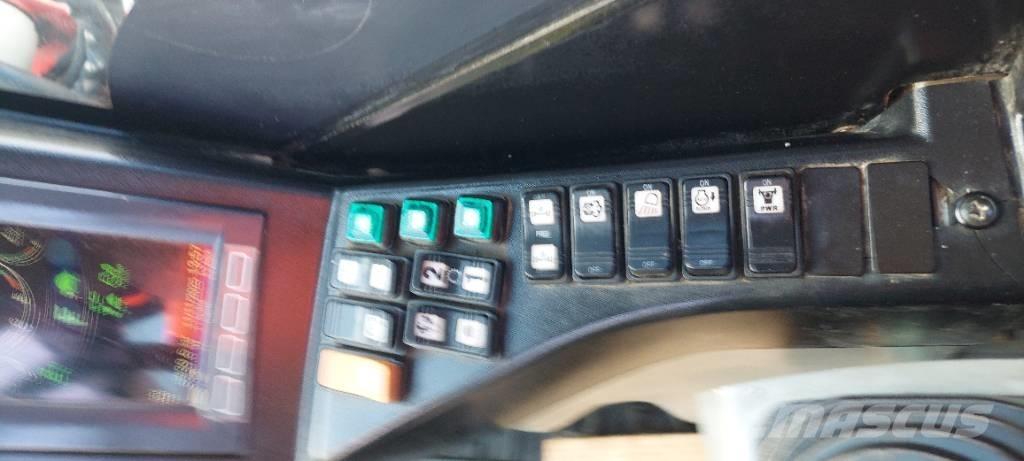 Takeuchi TB 295 W Bageri na kotačima