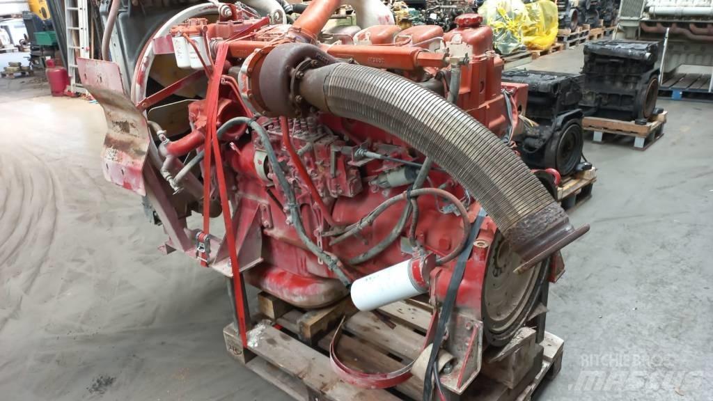 Volvo TD121G Motori