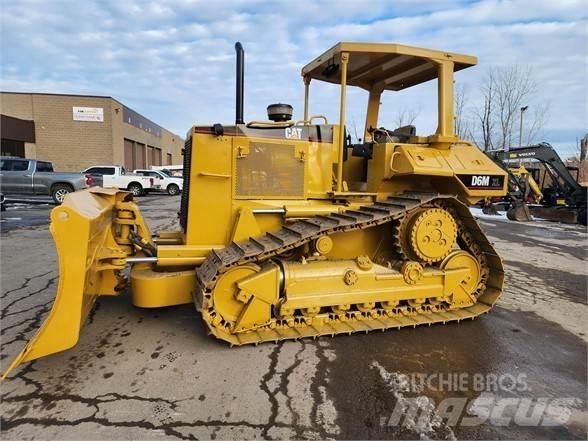CAT D6M XL Buldožeri gusjeničari