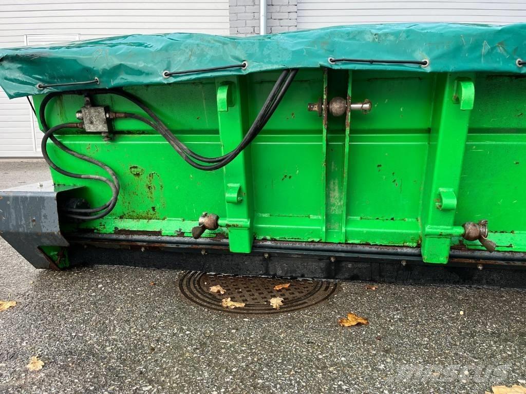 Sami SL 2300 Pomoćni strojevi