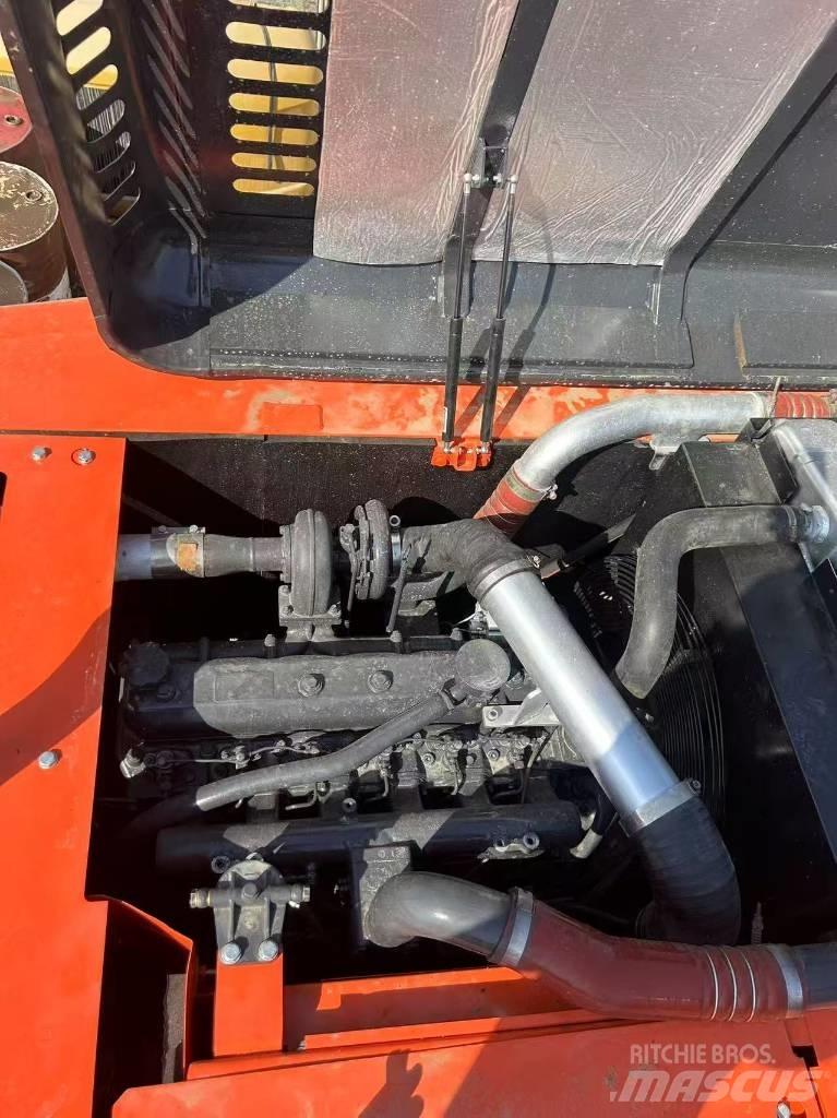 Doosan DX225LC-9C Bageri gusjeničari