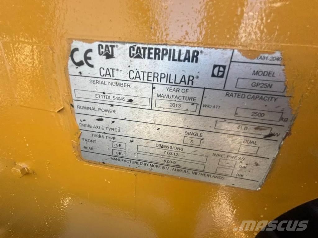CAT GP25N Heftruck Plinski viličari