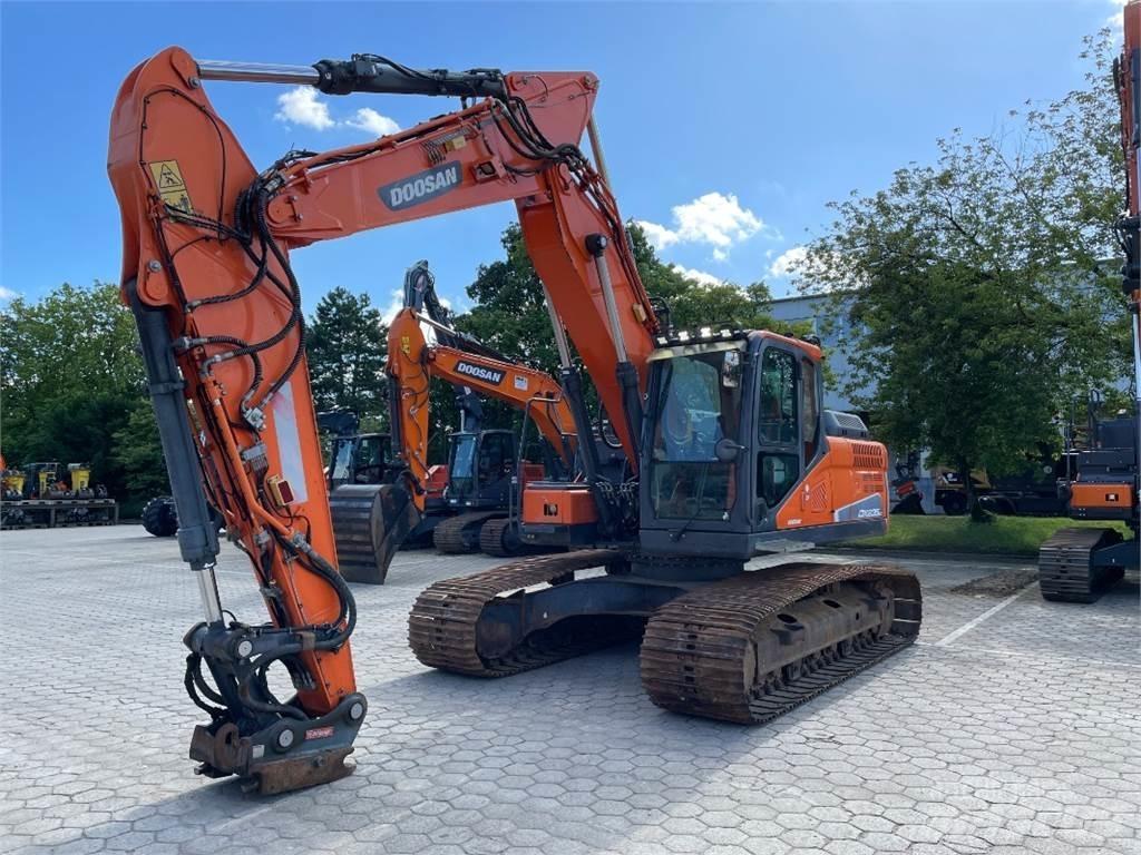 Doosan DX235LC-5 Bageri gusjeničari