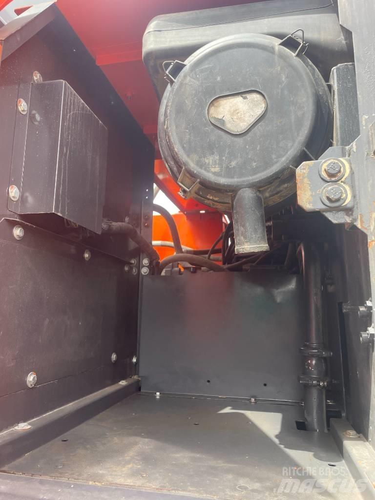Hitachi ZX240 Bageri gusjeničari