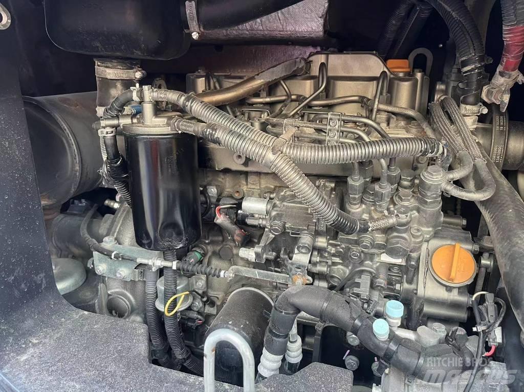 Hitachi ZX 55 USR Mini bageri <7t