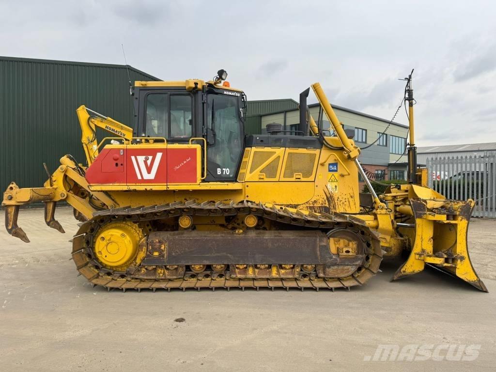 Komatsu D 65 PX-18 Buldožeri gusjeničari