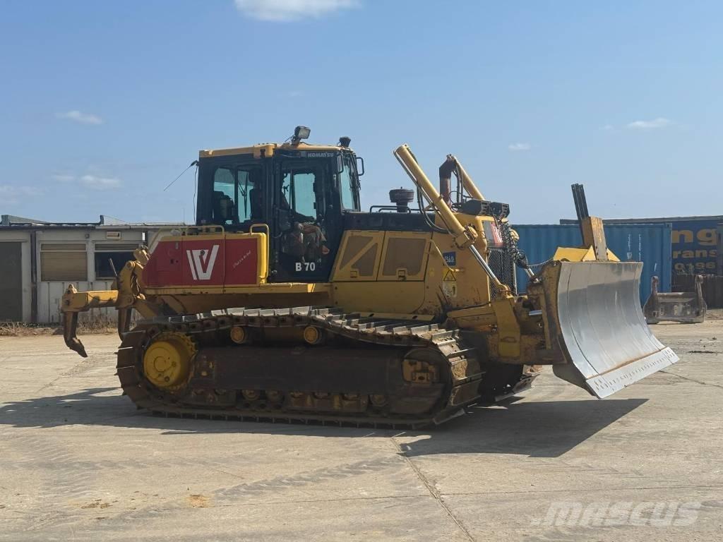 Komatsu D 65 PX-18 Buldožeri gusjeničari