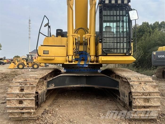 Komatsu 400-8 Bageri gusjeničari
