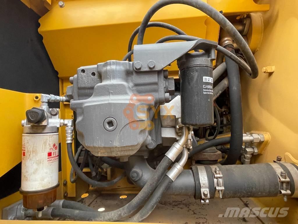 Komatsu PC 240 Bageri gusjeničari