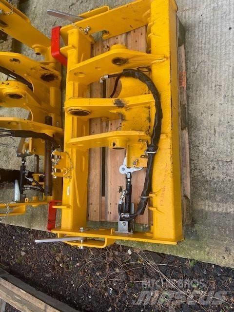 JCB QFIT HEADSTOCK Ostala oprema za utovarivanje i kopanje