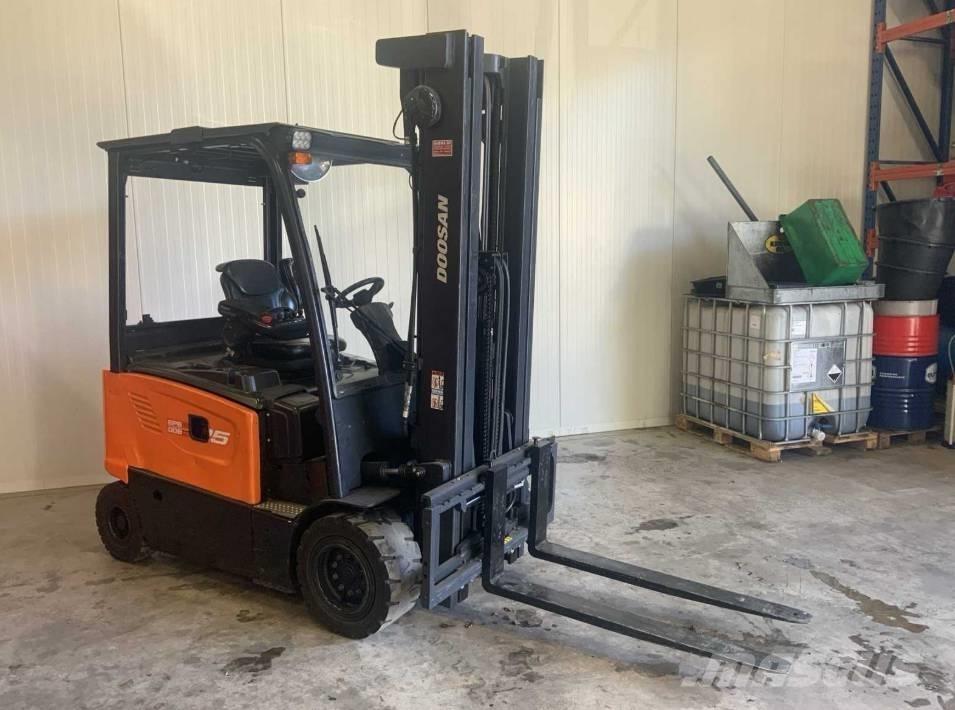 Doosan B 25 X-7 Električni viličari