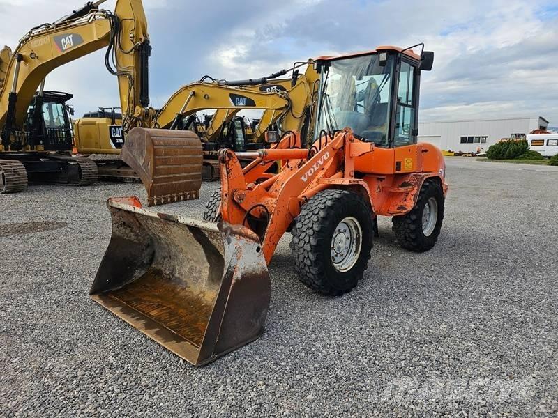 Volvo L 30 B Utovarivači na kotačima