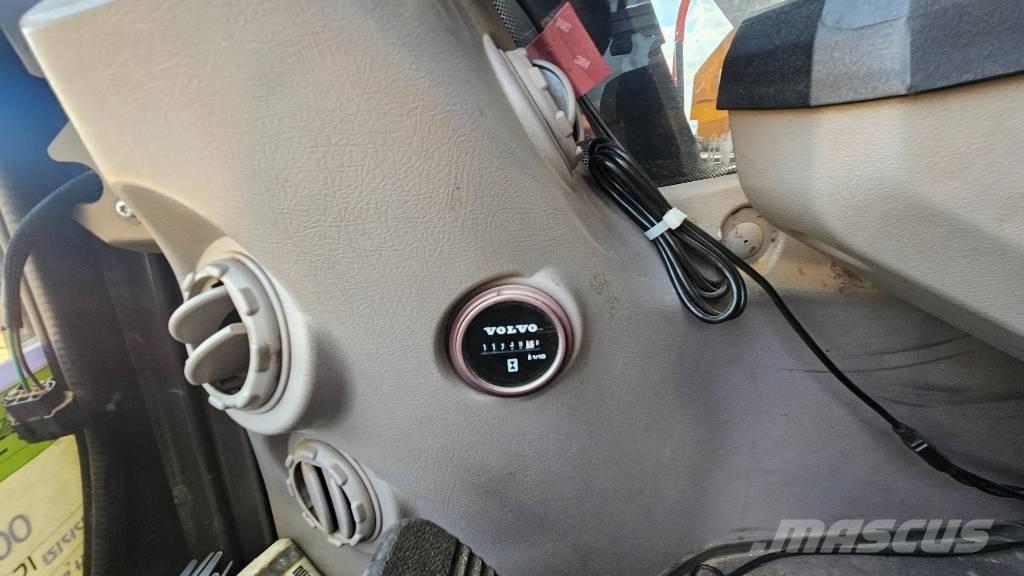 Volvo EW 205 D Bageri na kotačima