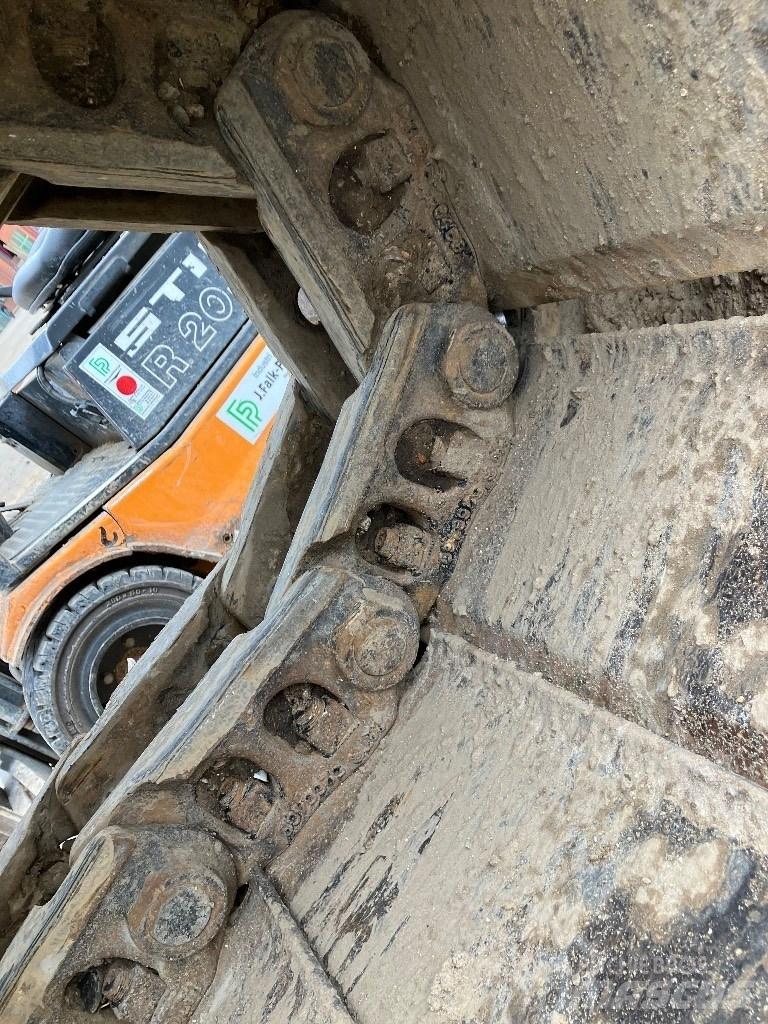 CAT 326 Bageri gusjeničari
