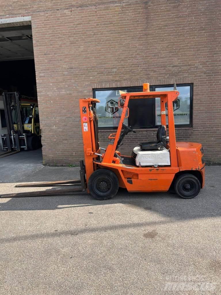 Toyota 02-4FD25 Dizelski viličari