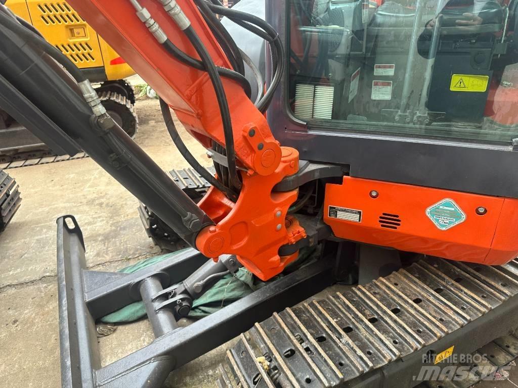 Kubota U 35 Mini bageri <7t