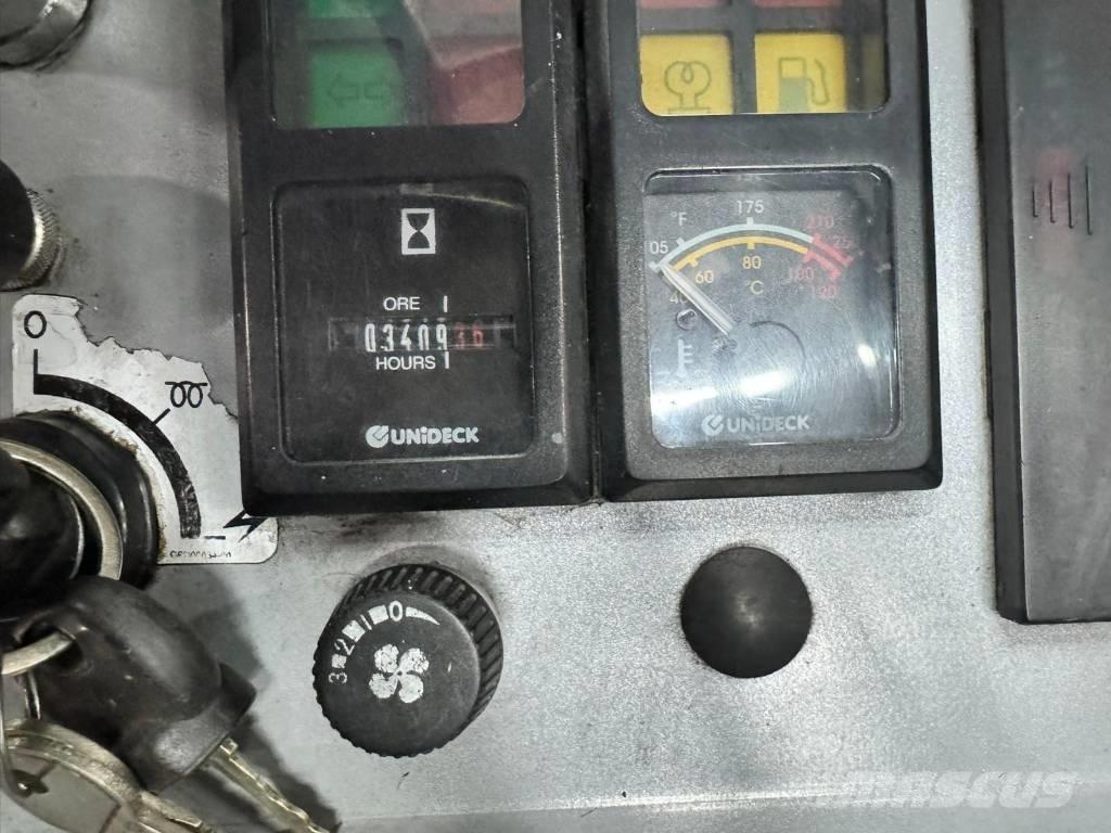Combilift C3000CB Bočni viličari