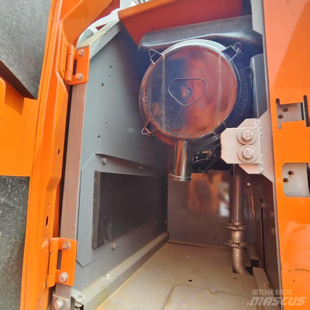 Hitachi ZX 210 Bageri gusjeničari