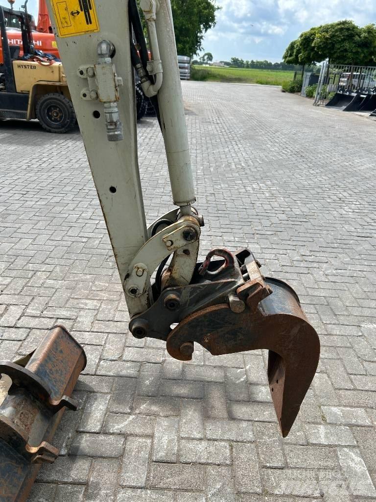 Takeuchi TB 216 Mini bageri <7t