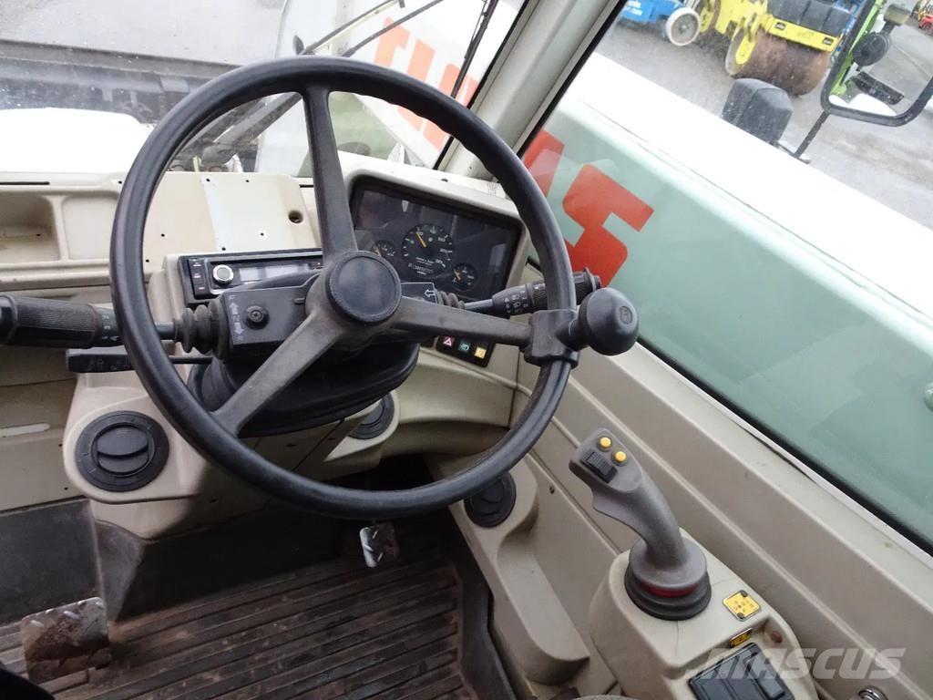 CLAAS 974 Teleskopski viličari