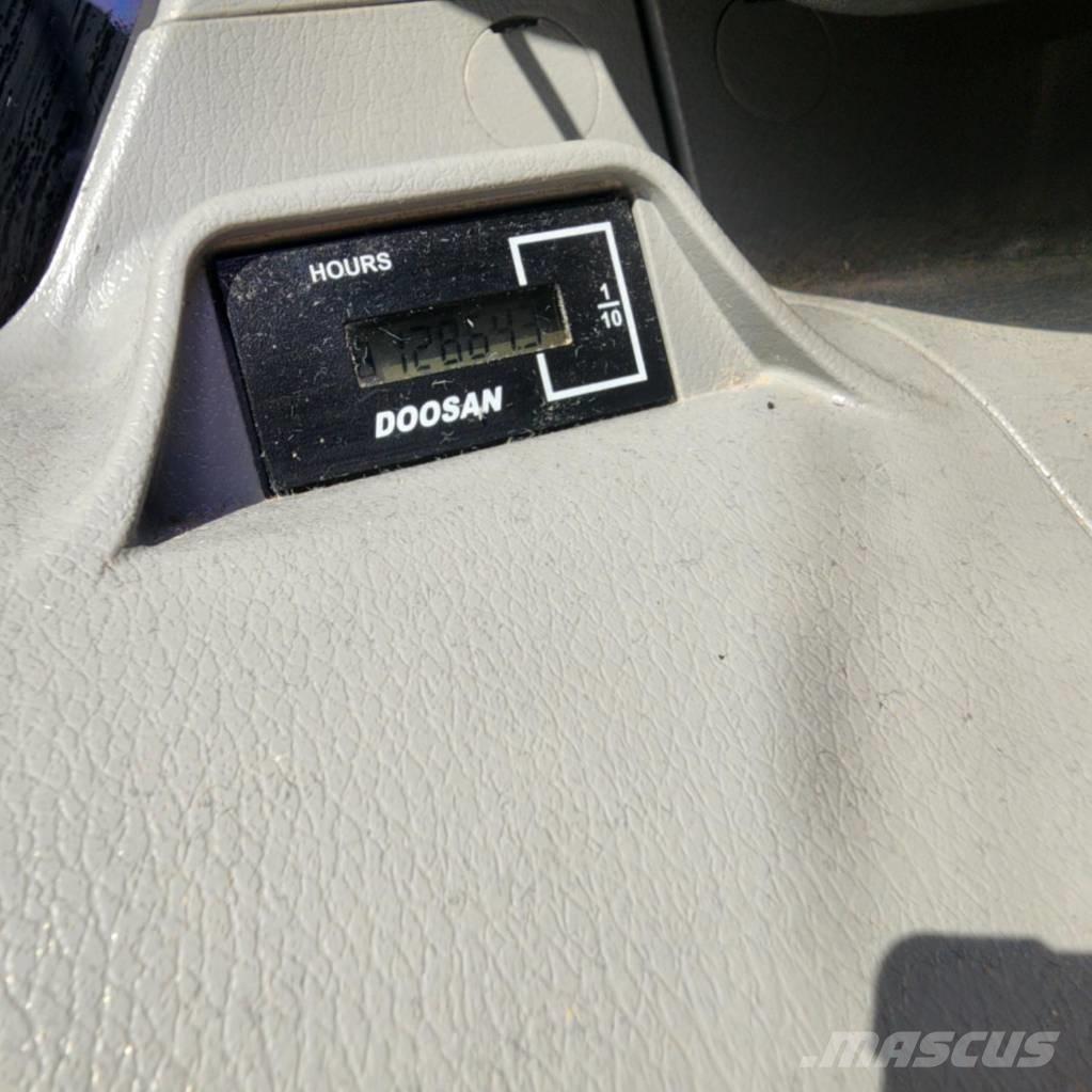 Doosan DX300LC-5L Bageri gusjeničari