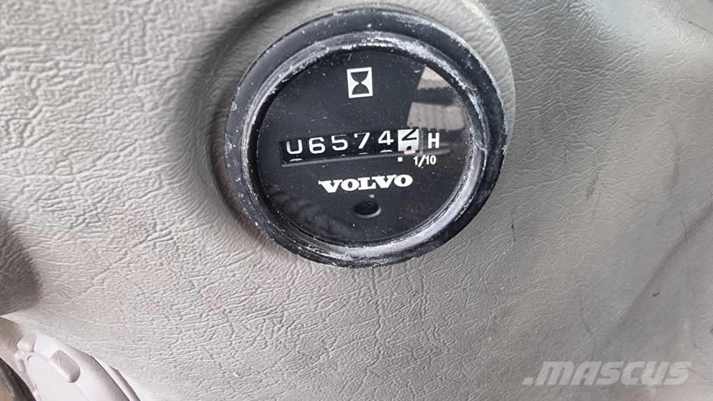Volvo EW 140 D Bageri na kotačima