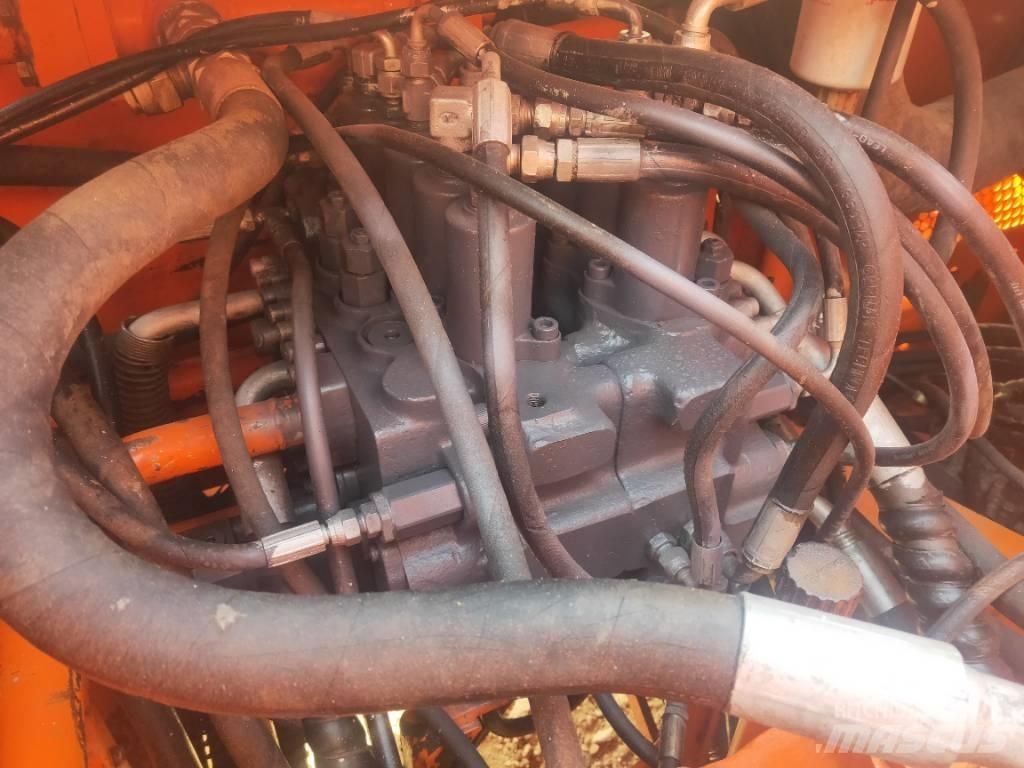 Doosan DH220LC-7 Bageri gusjeničari