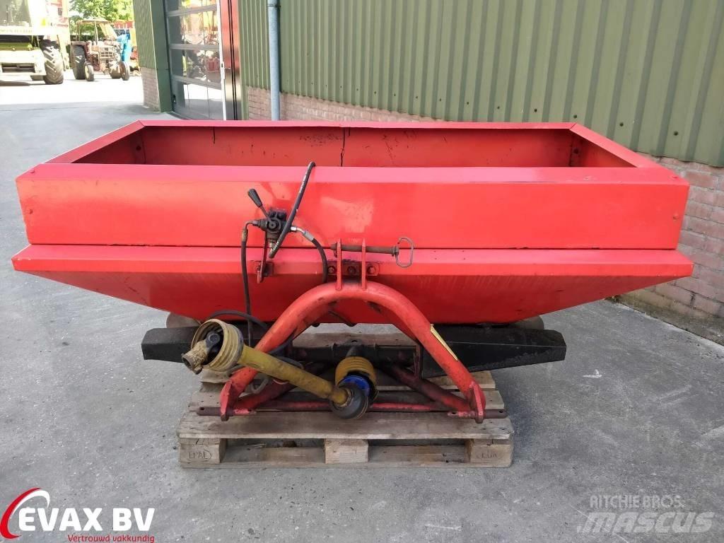 PZ SPECTRA 800 Rasipači mineralnog  gnojiva