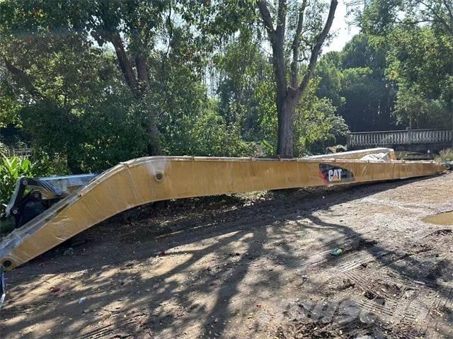 CAT 320 C Amfibijski bageri