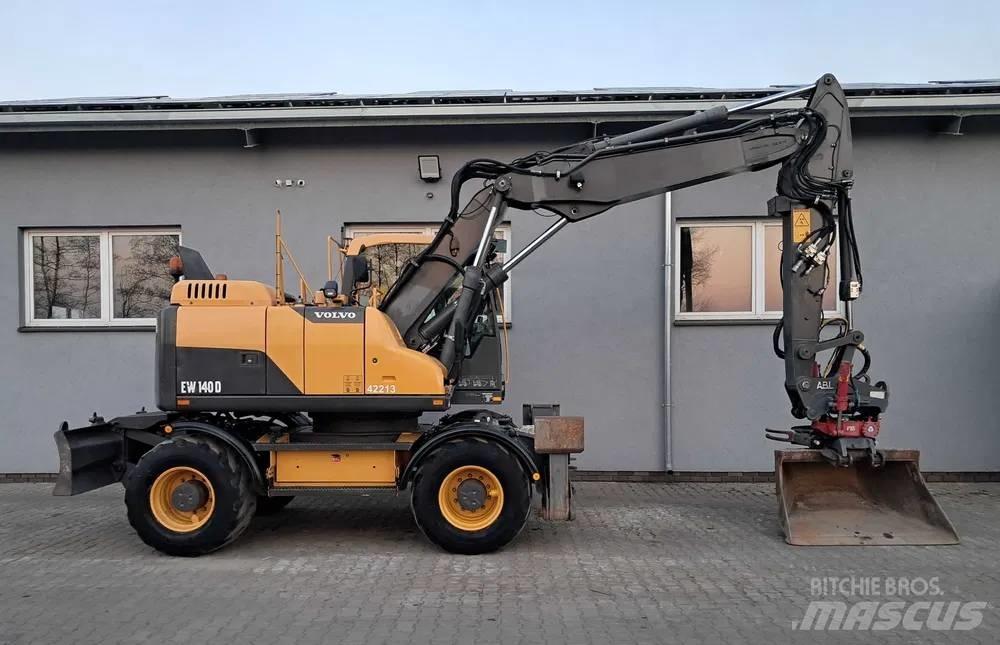 Volvo EW 140 D Bageri na kotačima