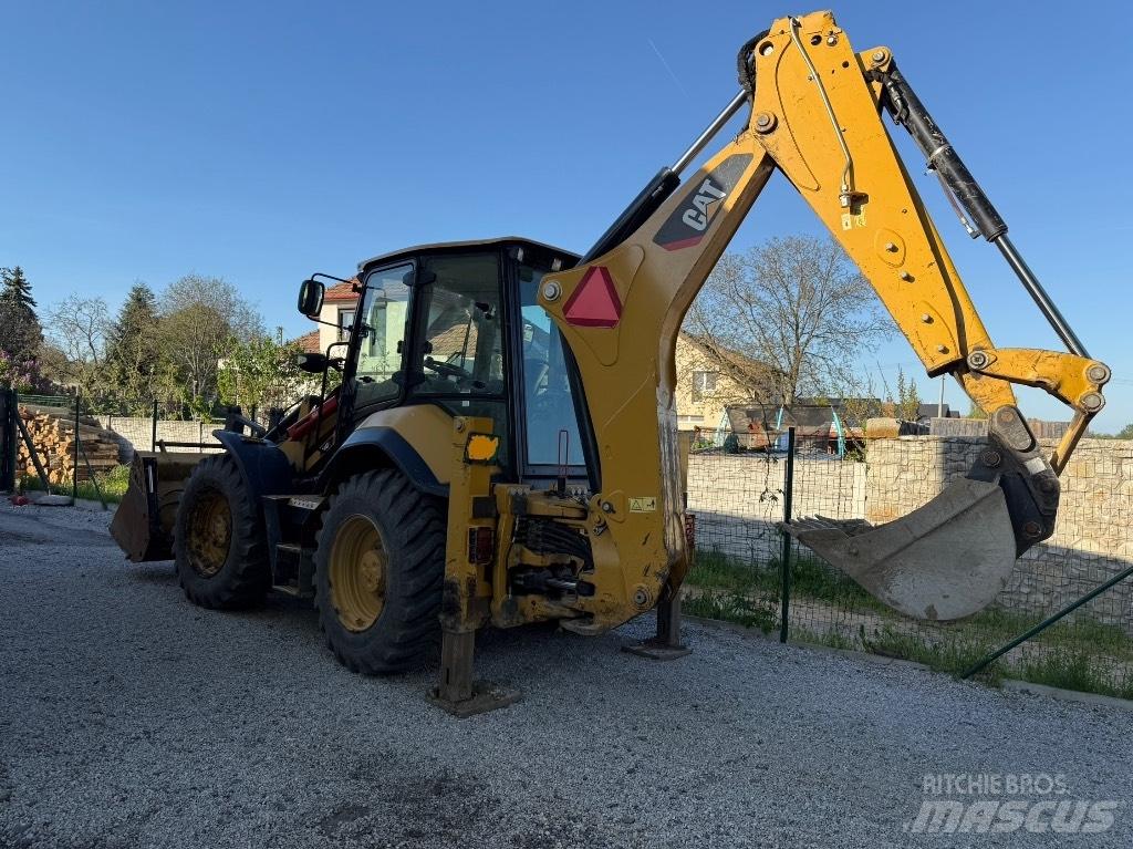 CAT 444 E Utovarni rovokopači