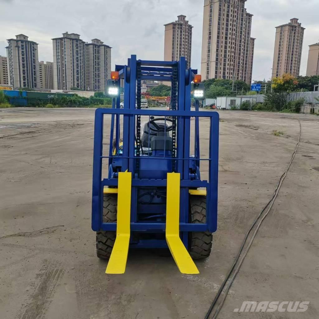 Komatsu FD 30 T-17 Dizelski viličari