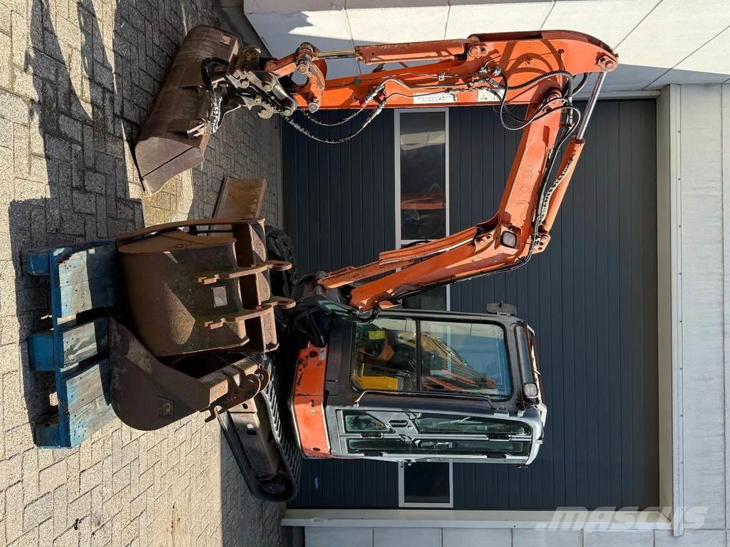 Hitachi ZX30U Mini bageri <7t