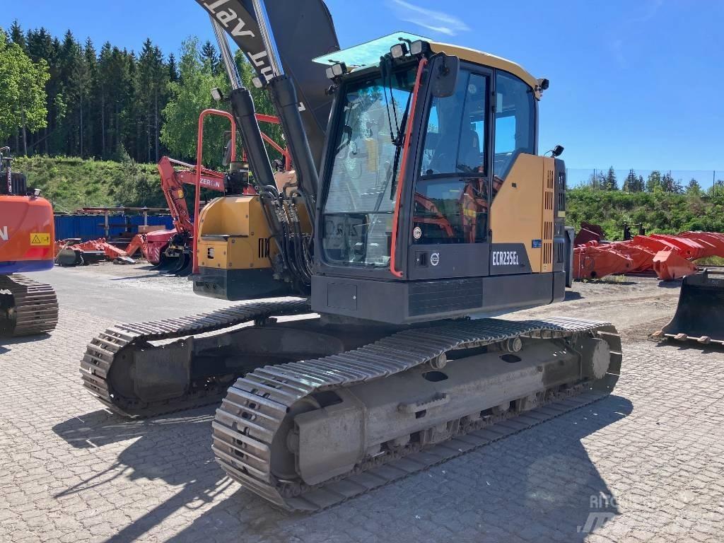 Volvo ECR235EL Bageri gusjeničari