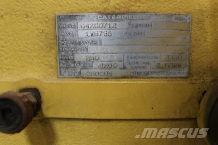 CAT D 6 C Ripper Buldožeri gusjeničari