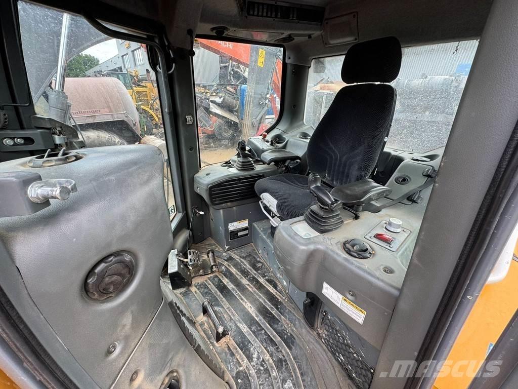 Liebherr PR736 LGP Buldožeri gusjeničari