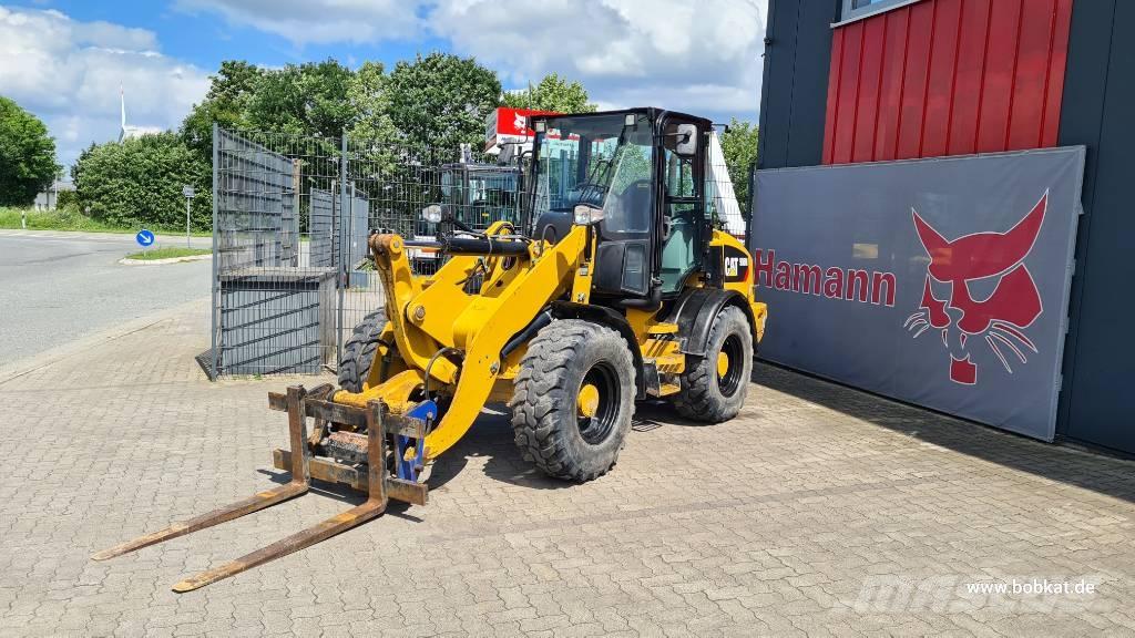 CAT 908 Utovarivači na kotačima