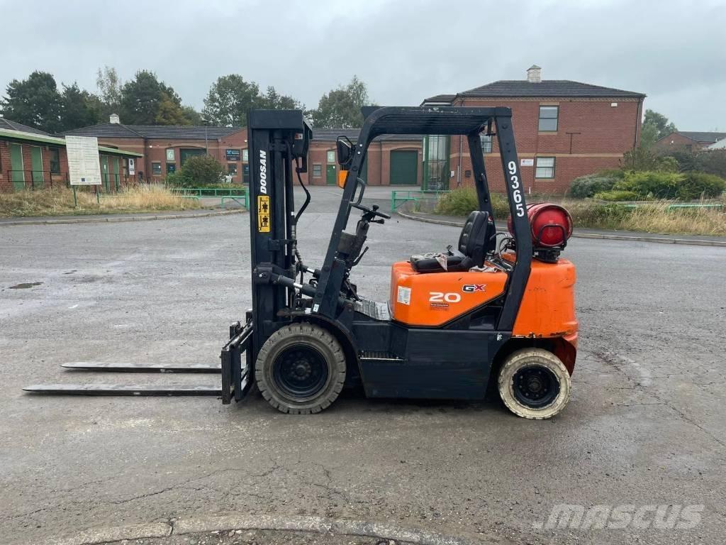 Doosan G 20 Plinski viličari