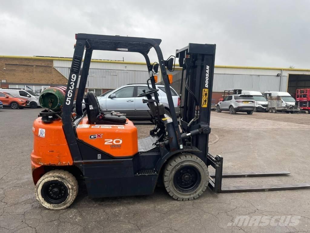 Doosan G 20 Plinski viličari
