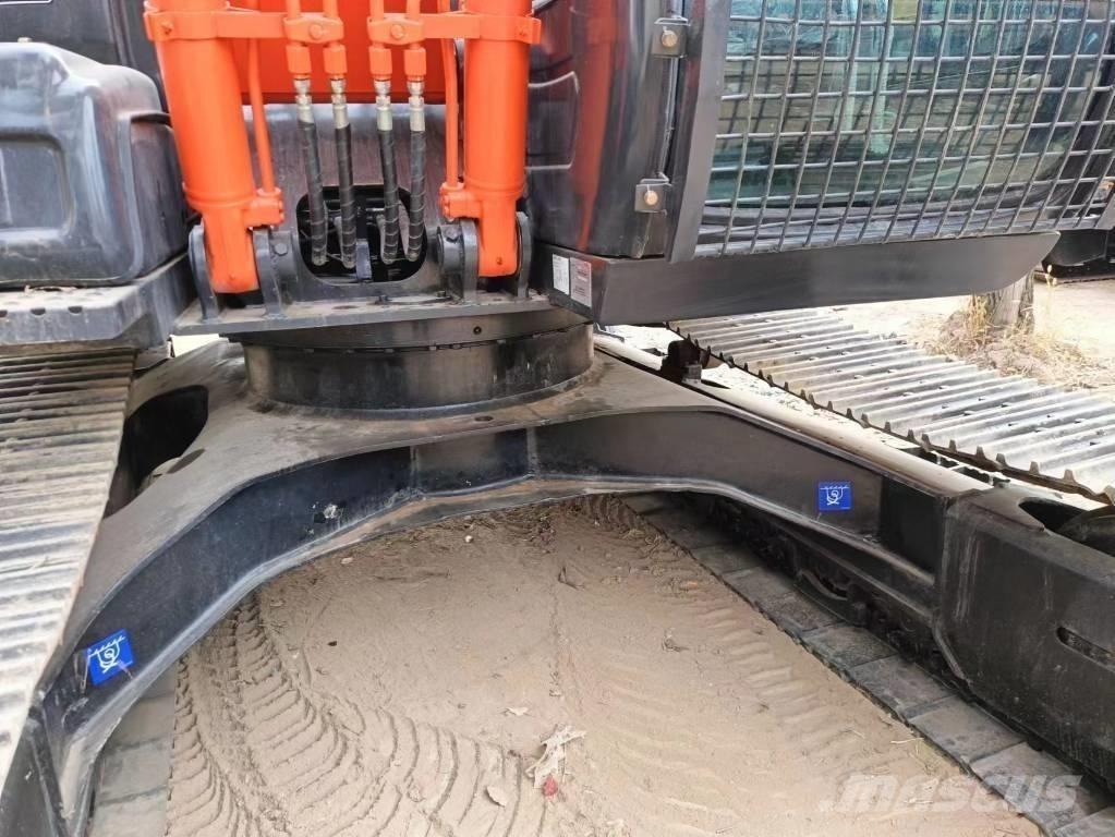 Hitachi ZX120-6 Bageri gusjeničari