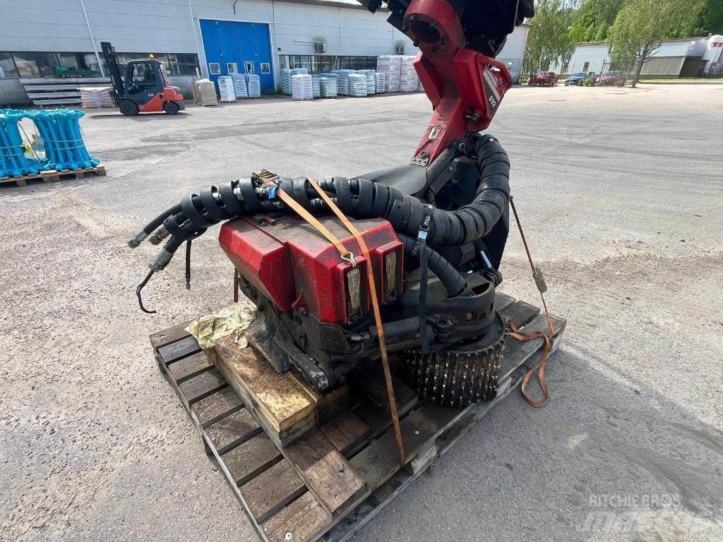 Komatsu S92 Glave za kombajne