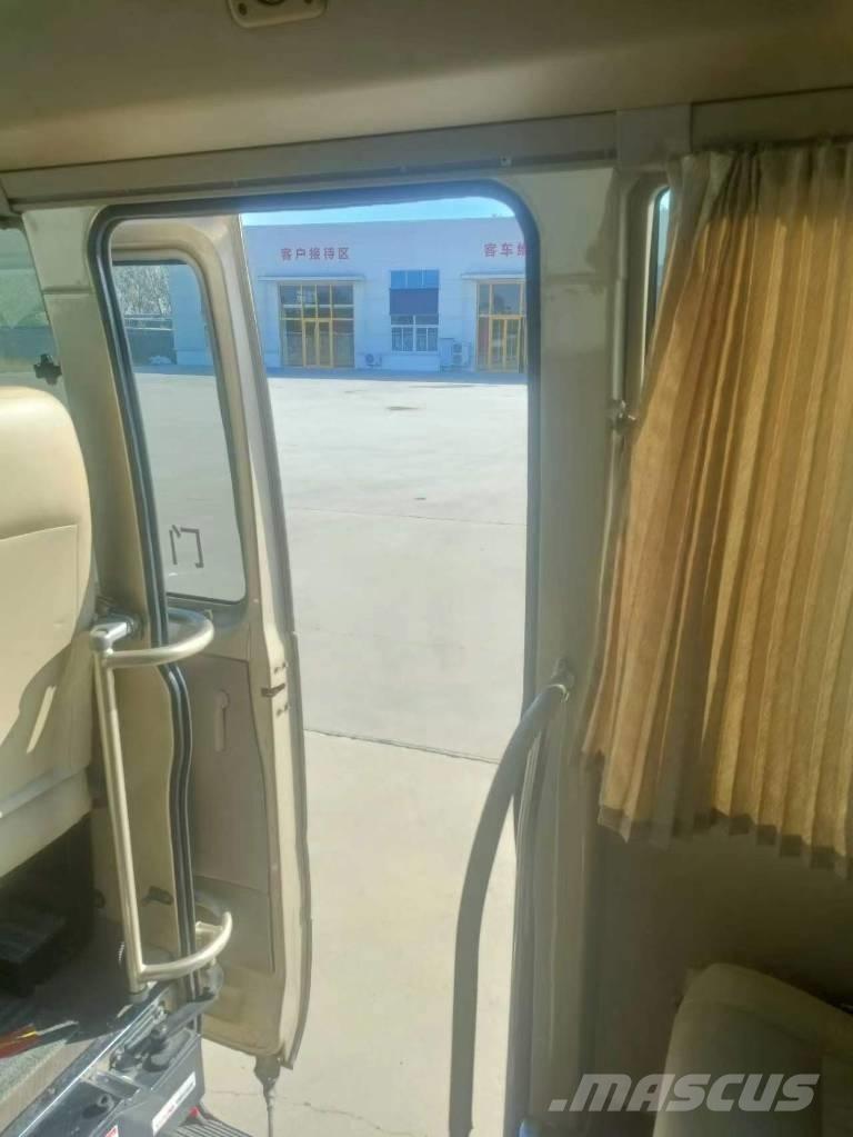 Toyota Coaster Bus Mini autobusi