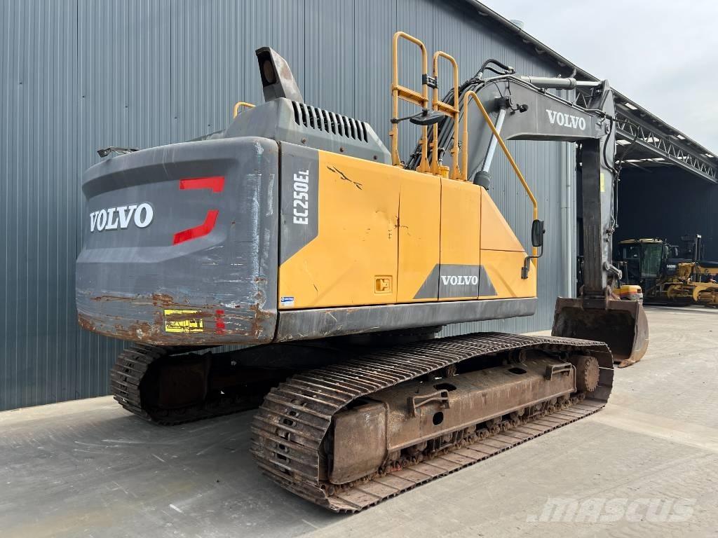 Volvo EC250E L Bageri gusjeničari