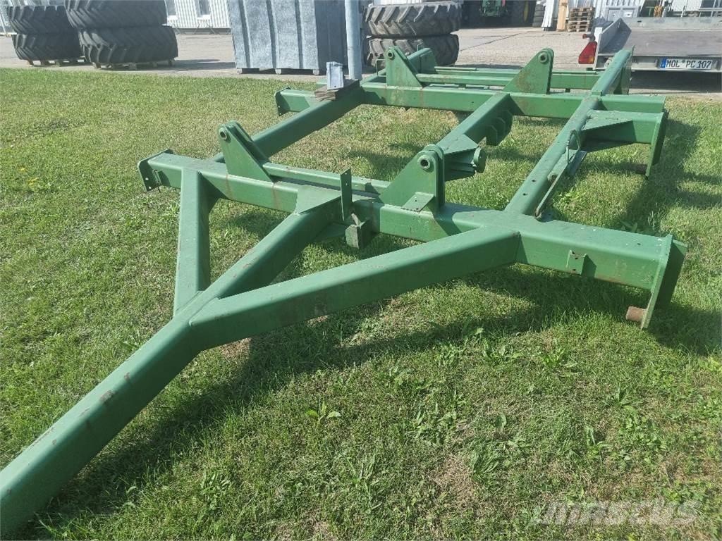 John Deere 750 A Sijačice