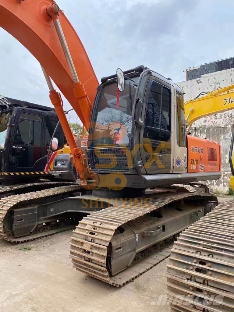 Hitachi ZX 240-3 Bageri gusjeničari