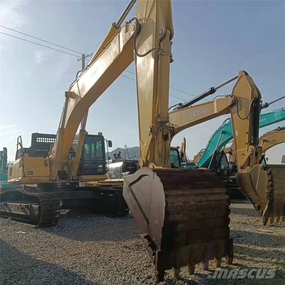 Komatsu PC450-8 Bageri gusjeničari